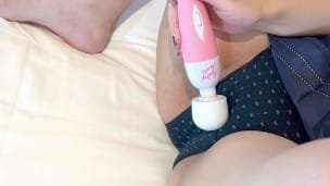 無修正 寝取られ大好き変態痴女セフレにJKコスさせて電マでオナニーさせて自分は手コキしました。